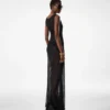 Robe sans manches à encolure dégagée