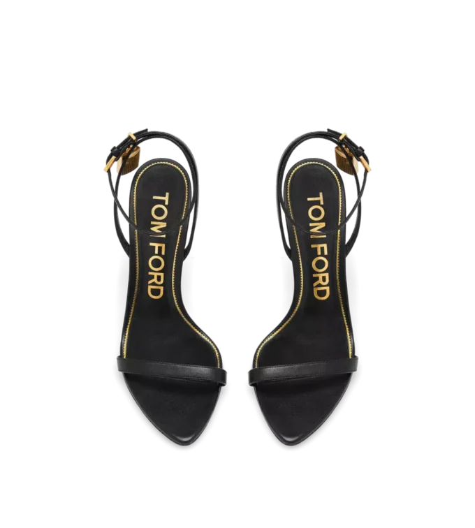 Sandales à bout pointu en cuir brillant avec cadenas Sandales à bout pointu en cuir brillant avec cadenas