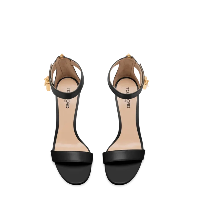Sandales en cuir avec cadenas Sandales en cuir avec cadenas