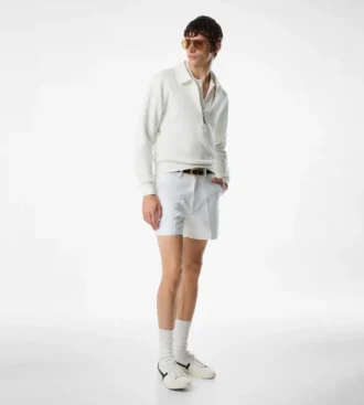 Short ajusté en satin de coton