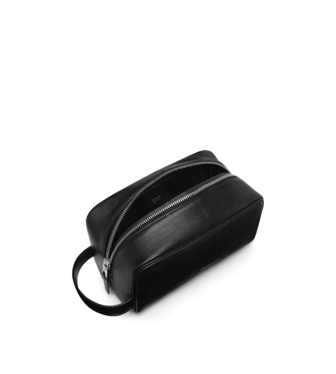 Trousse de toilette classique en cuir grainé souple Trousse de toilette classique en cuir grainé souple