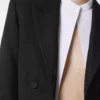 Veste de smoking courte à double boutonnage en laine et soie mélangées Veste de smoking courte à double boutonnage en laine et soie mélangées