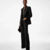 Veste de smoking croisée « Wallis » en mélange de soie et mohair Veste de smoking croisée « Wallis » en mélange de soie et mohair