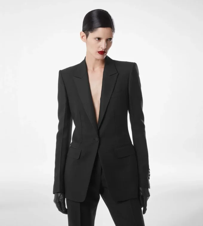 Veste de smoking à simple boutonnage en laine et soie mélangées Veste de smoking à simple boutonnage en laine et soie mélangées