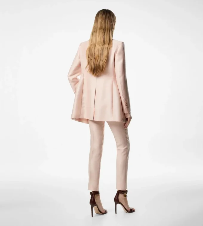 Veste à double boutonnage et revers en pointe