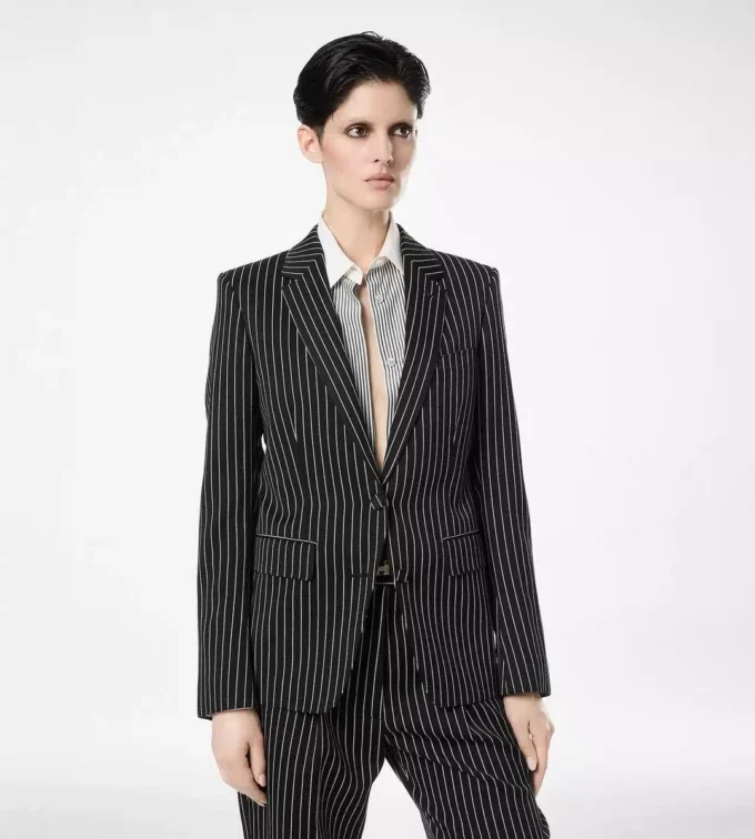 Veste simple boutonnage en laine et coton barathea rayée Veste simple boutonnage en laine et coton barathea rayée
